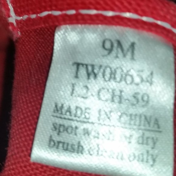 Tommy Hilfiger red and white sneakers Unisex item. EUC - Picture 6 of 7